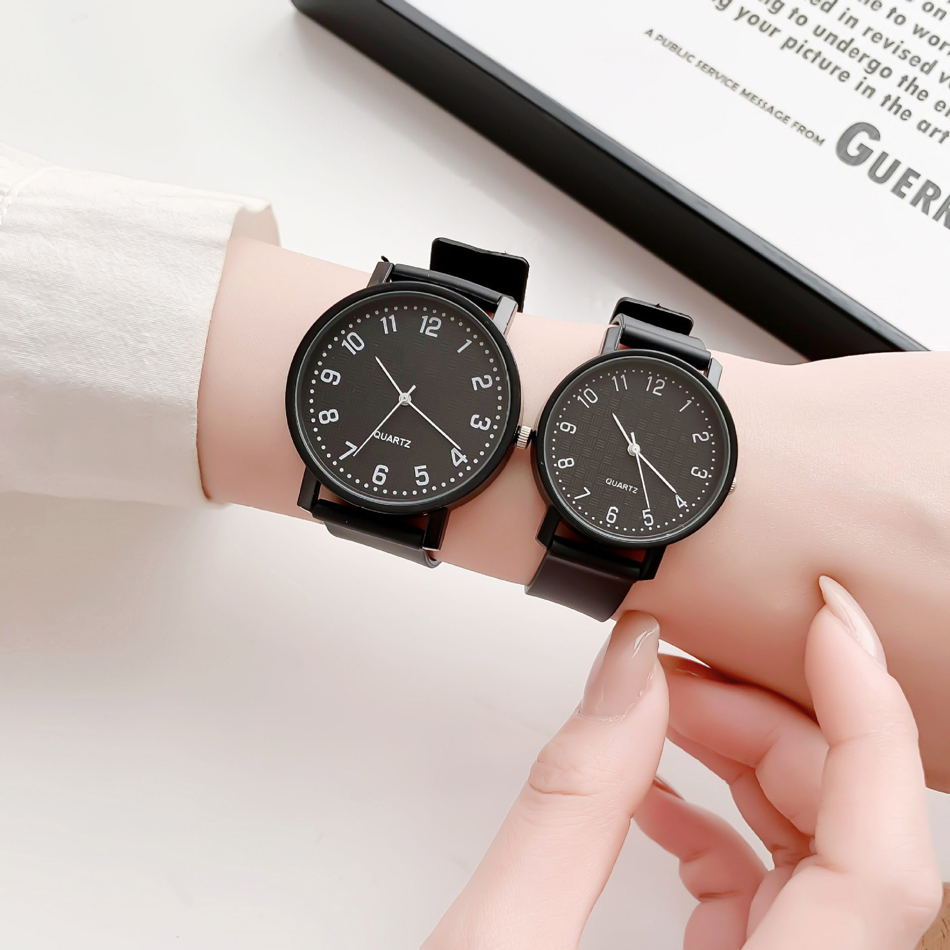 Simple Black Watch Quartz Watc - Luxury Watch Female ulasan dan harga